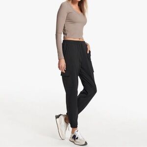 Vuori Pants Boyfriend DreamKnit Cargo Jogger Stretch VW4062 Women’s M Black